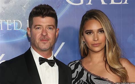 april love geary naked|Drunk Robin Thicke stumbles out of bar, grabs embarrassed fiancée